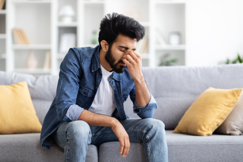 Depressed young men - AndroNeo Hospital